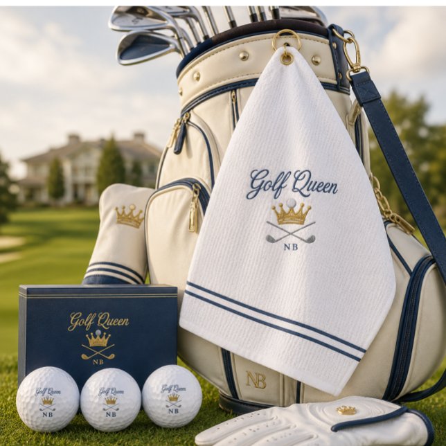 Pelotas de Golf Personalizadas para Ella | Golf Qu (Luxury Golf Queen towel and personalized golf balls styled for elegant country club gifting.)