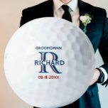 Pelotas De Golf Personalizado Monograma Nombre Groomsman Favor de<br><div class="desc">Esta exclusiva pelota de golf está diseñada como un regalo para sus Groomsmen. Presenta una capa única del monograma; mira con atención y verás tres colores, lo que le da la sensación de profundidad. Personalizado adicionalmente con su nombre. El texto dice "Groomsman" junto con la fecha del evento. Una forma...</div>