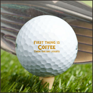 Pelotas De Golf Primera cosa es café (en amarillo)