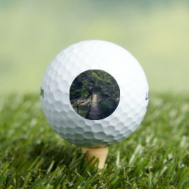Pelotas De Golf Puente colgante simple río Idrijca, Eslovenia