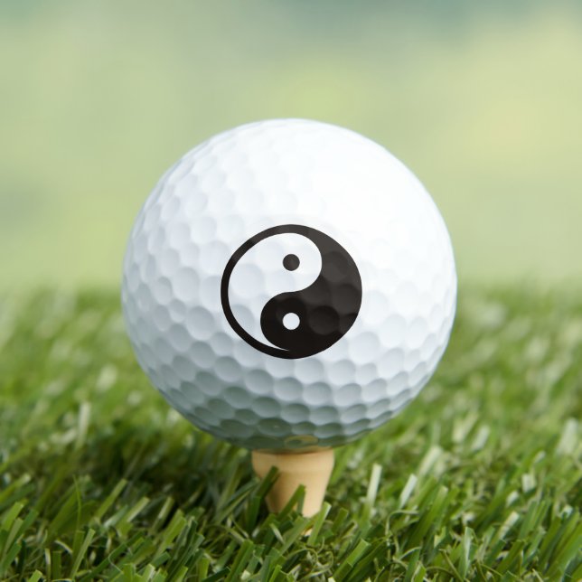 Pelotas De Golf Símbolo Yin Yang - diseño de tatuajes sólidos (Camiseta in situ)