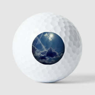 Pelotas De Golf Sol detrás de las nubes