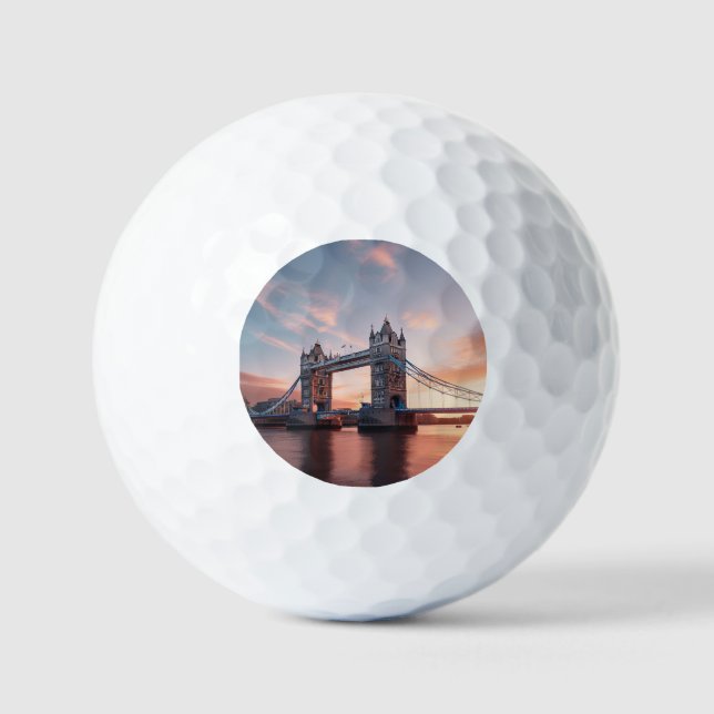 Pelotas De Golf Tower Bridge, Londres. (Anverso)