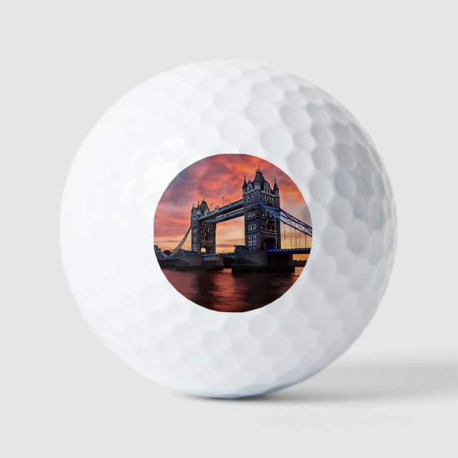 Pelotas De Golf Tower Bridge, Londres. (Anverso)
