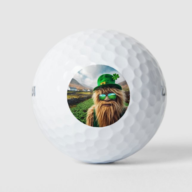 Pelotas De Golf Un Sasquatch irlandés (Anverso)