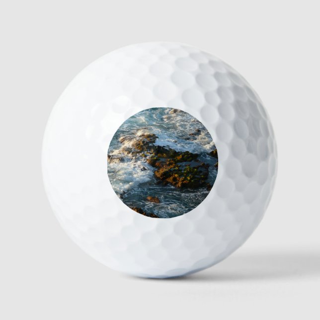Pelotas De Golf Where the Ocean Meets the Rocks (Anverso)