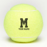 Pelotas de tenis de encargo del amarillo del<br><div class="desc">Pelotas de tenis amarillas cones monograma de encargo con nombre. Personalizable con las letras del nombre, de la cita o del monograma. Diseño del dibujo animado de la diversión con la estafa y la bola. Idea linda del regalo de la fiesta de cumpleaños para los niños, el jugador de tenis,...</div>