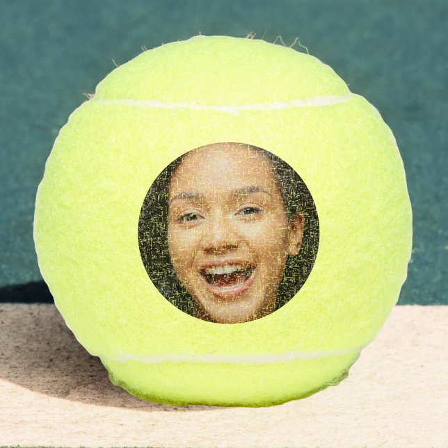 Pelotas De Tenis Diversión Cara Completa Cerrar Selfie Foto (full face close up selfie photo tennis ball)