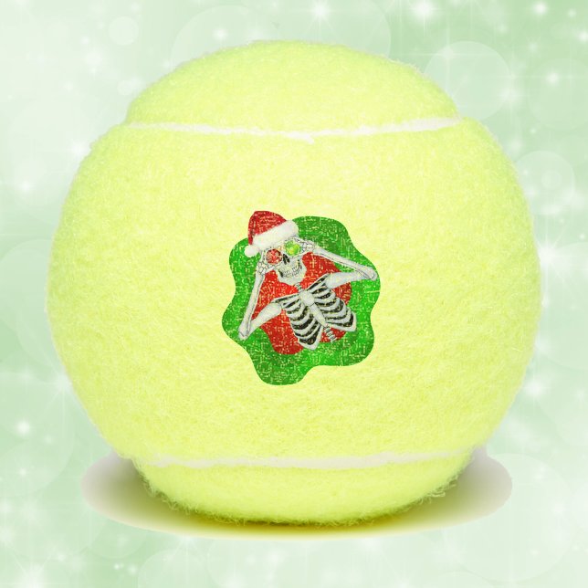 Pelotas De Tenis Navidades divertidos esqueletos Ornamentos Santa H (Fun Christmas skeleton ornament eyes Santa Hat in green red splatter shape on tennis balls.)
