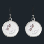 Pendientes 30° aniversario de Pearl Boda corazón rosa<br><div class="desc">Auriculares personalizados por el 30 aniversario de Pearl Boda. Un hermoso regalo para que el marido dé a su esposa o para que una hija le dé a su madre. Los pendientes muestran 2 globos morados con los nombres del hombre y la mujer y dicen "30 aniversario del boda". El...</div>
