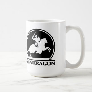 Pendragon representa las tazas del logotipo