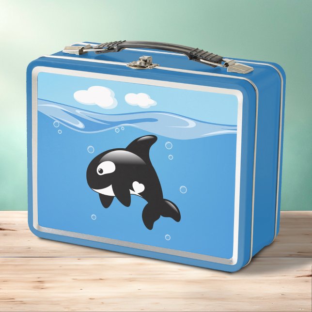 Pequeña ballena orca en el océano (Subido por el creador)