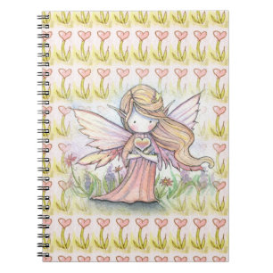 Pequeña Hada con Cuaderno del Corazón