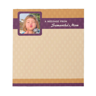 Pequeña libreta de la mamá de la foto retra de l