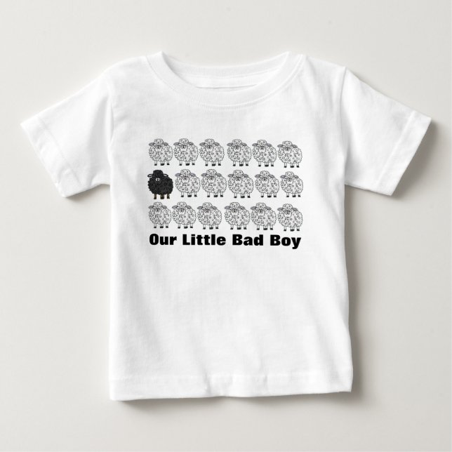 Pequeña oveja negra en la camiseta de bebé familia (Anverso)