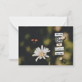 Pequeña Tarjeta de felicitación sin miedo