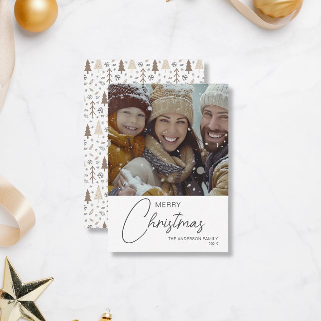 Pequeña Tarjeta de vacaciones de la familia Budget Merry C (Create your own budget personalized family photo Christmas Card by MINTIC DESIGN STUDIO)