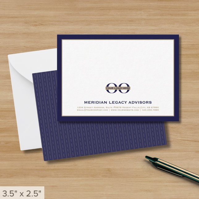 Pequeña Tarjeta Navy Blue Business Note con logotipo (Subido por el creador)