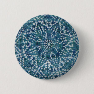 Pequeño botón azul de la flor