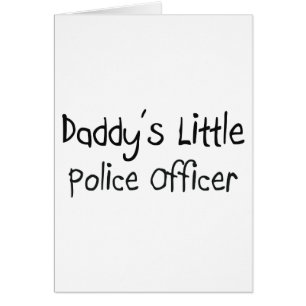 Pequeño oficial de policía del papá