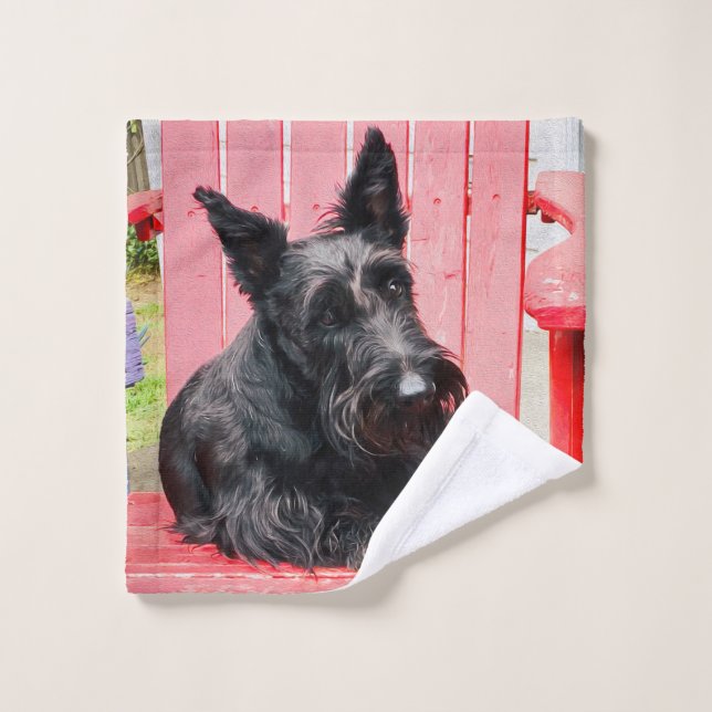 Pequeño Scottie en una gran silla roja (Toallita)