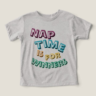 Pequeño y gracioso "Nap Time es para los ganadores