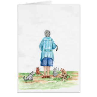 Pequeños señora mayor y gatos