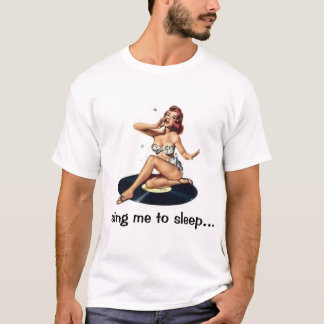 perno del canto encima de la camisa del chica
