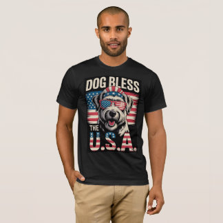 Perro bendice la camiseta de Estados Unidos