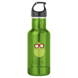 Perro de lentes, botella de agua caliente