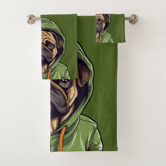Perro de Pug con capucha verde