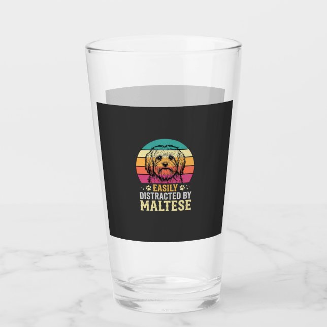 Perro maltés distraído en puesta de sol retro (Anverso)