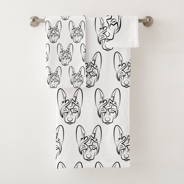 Perro tribal blanco y negro (In situ)