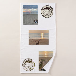 Perros de Bea Streaming en la toalla de playa