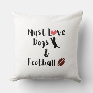 Perros y almohada de tiro de fútbol