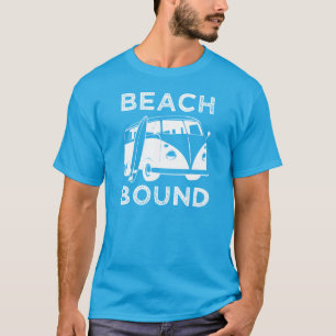 Persona que practica surf de la camisa de los
