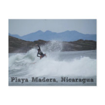 Persona que practica surf Playa postal de Madera,