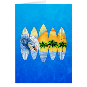 Persona que practica surf y tablas hawaianas