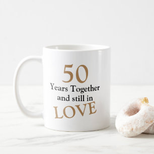 Personalizable 50 años junto de taza del