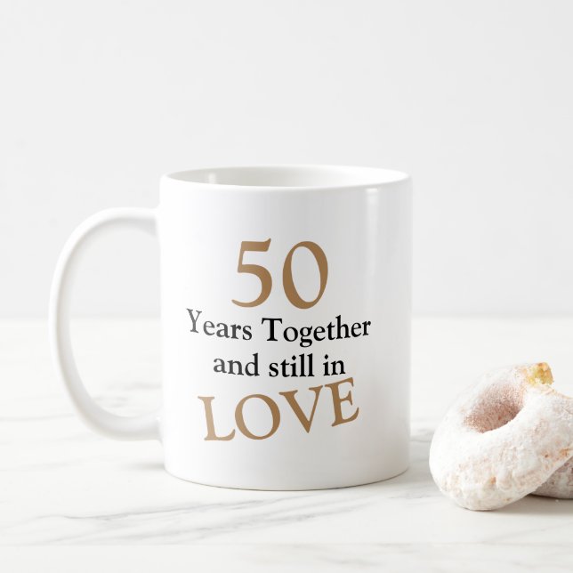 Personalizable 50 años junto de taza del (Con donut)
