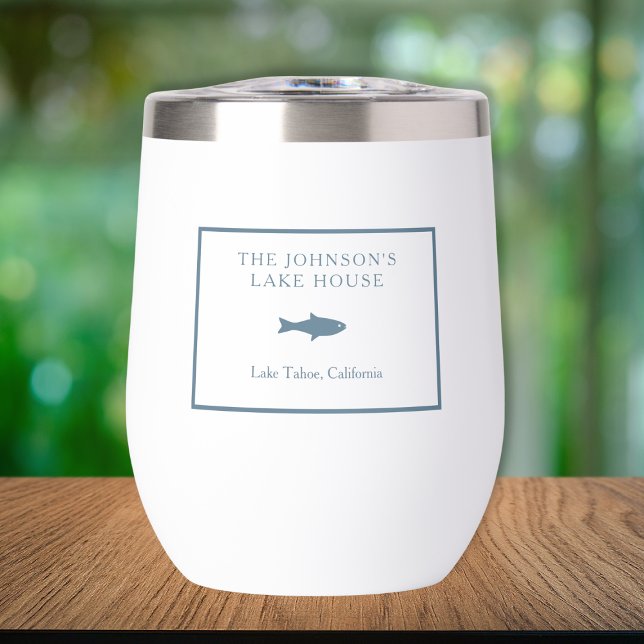 Personalizable clásico Plaid Lake House Blue Fish (Custom Lake House Wine Tumbler – Personalize Family Name Fish Design – Perfect for Summer Retreats!)