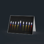 Personalizable en blanco Chanukah Tarjeta de felic<br><div class="desc">Enciende velas de Chanukah contra un fondo negro. Personalizar para añadir su propio saludo.</div>