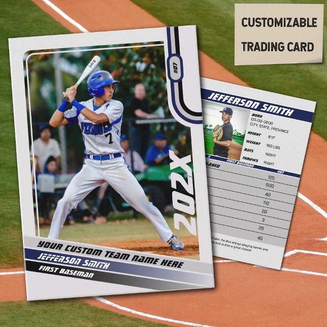 Personalizado de la tarjeta de comercio del jugado (Baseball Player Trading Card in Light Grey with Custom Team Name and Blue and Black Elements)