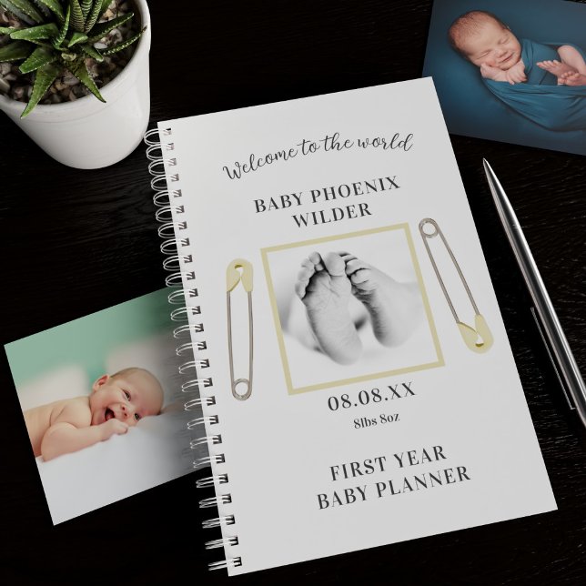 Personalizado foto: planificador de primer año de  (Just add your photo and details to this cute first year baby planner)
