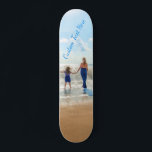 Personalizado foto Skateboard Tus fotos y texto<br><div class="desc">Patinetas de texto y fotos de personalizado - Único su propio diseño - Familia personalizada / Amigos o regalo personal de skateboard - Añadir su texto y foto - Elegir su tipo de texto y colores - Redimensionar y mover elementos con la herramienta Personalización ! Elija fuente / tamaño /...</div>