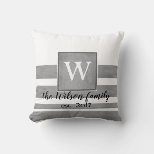personalizado monograma almohada sepia y rayas bla