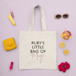 Personalizado Pequeña Bolsa de Magia Minimalista M<br><div class="desc">Este bolso de tocador es un accesorio elegante y funcional que combina lo mejor de ambos mundos: tipografía divertida y lúdica con un diseño minimalista que lo hace versátil y fácil de usar con cualquier atuendo y añade un toque de sofisticación y elegancia al conjunto. El diseño de la tipografía...</div>