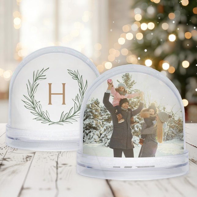 Personalized Monogram Wreath Christmas Photo (Subido por el creador)