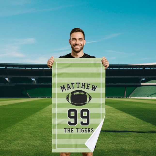 Personalized Sports Towel | Custom Football Player (Subido por el creador)