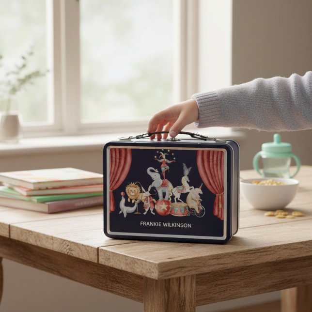 personalized Vintage Circus Performers Lunchbox (Subido por el creador)